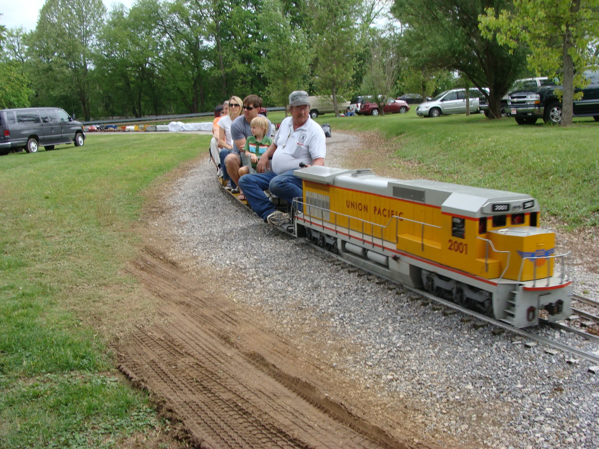 MidSouth Live Steamers- Apr09-DSC00760.JPG