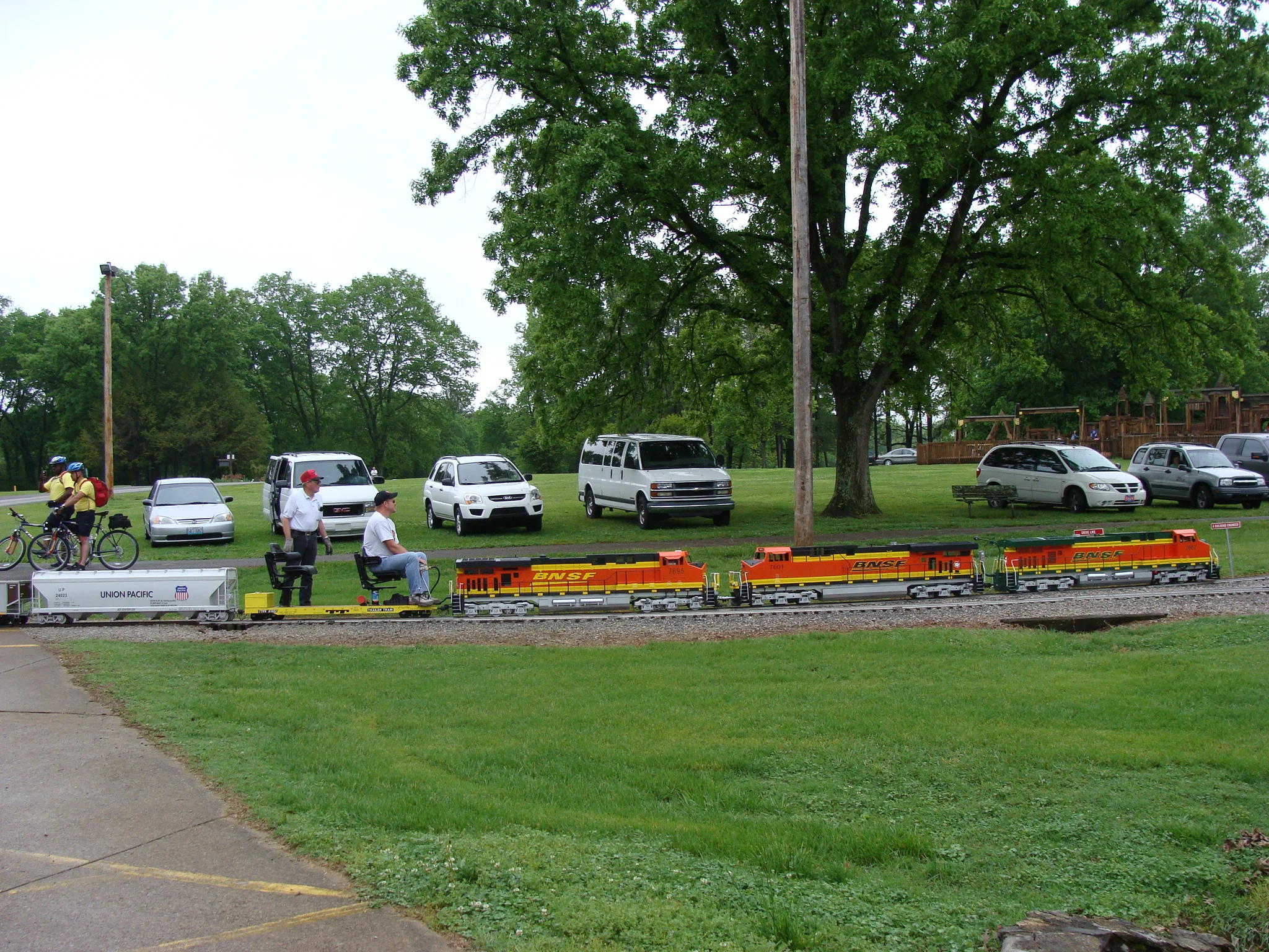 MidSouth Live Steamers- Apr09-DSC00772.JPG