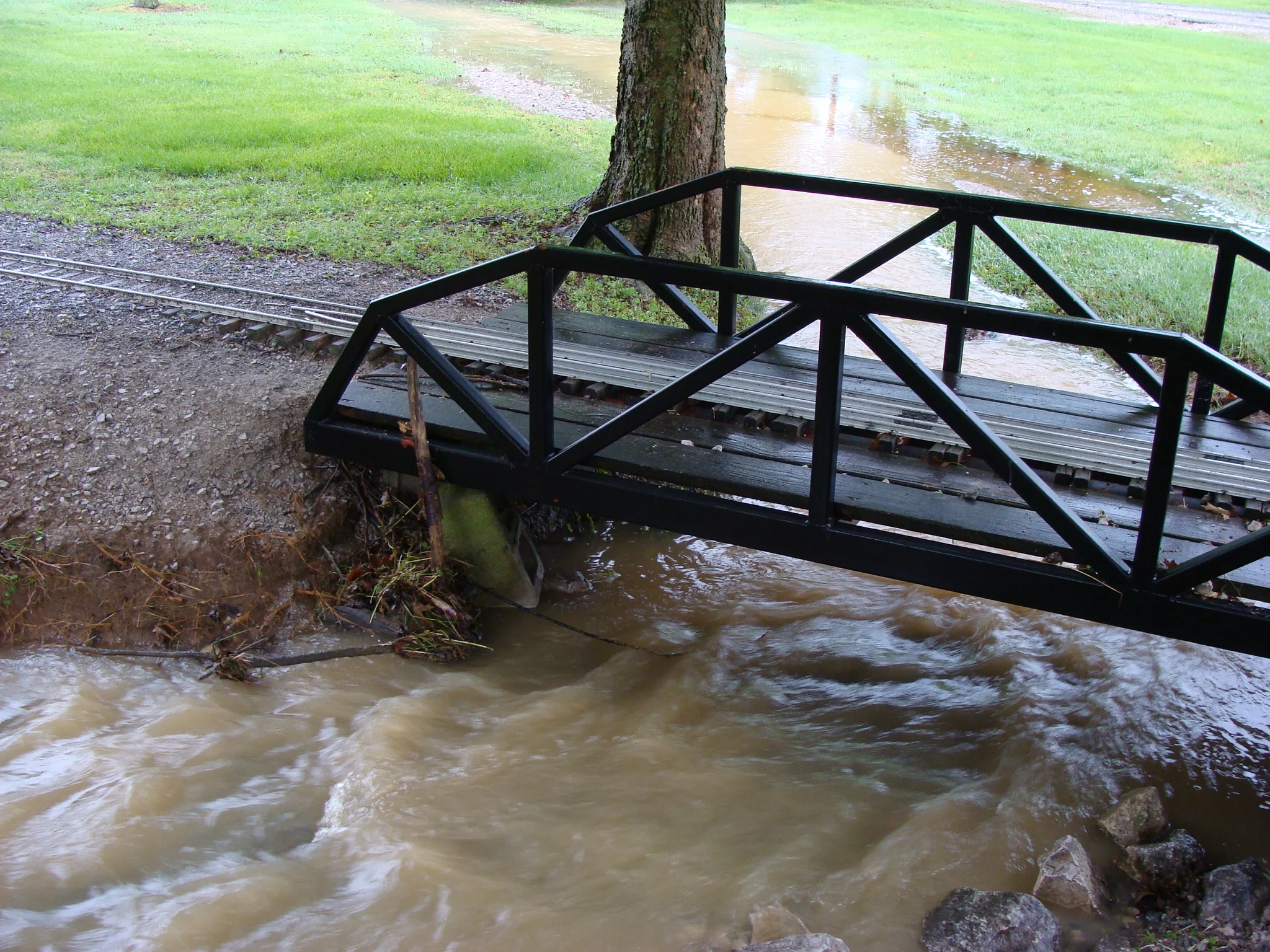 MidSouth Live Steamers- Apr09-DSC00817.JPG