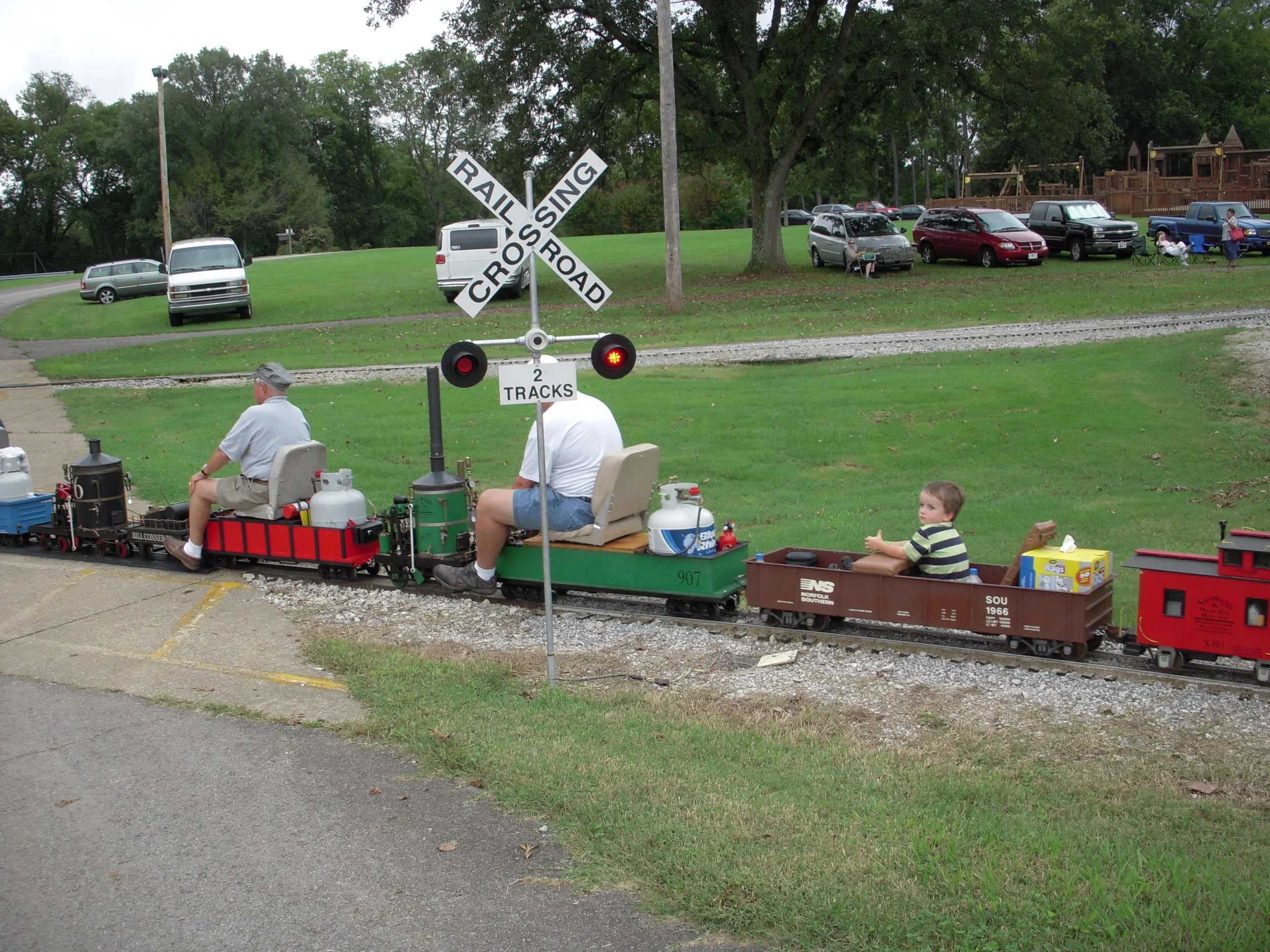 2009 Mid South-May-1517.JPG