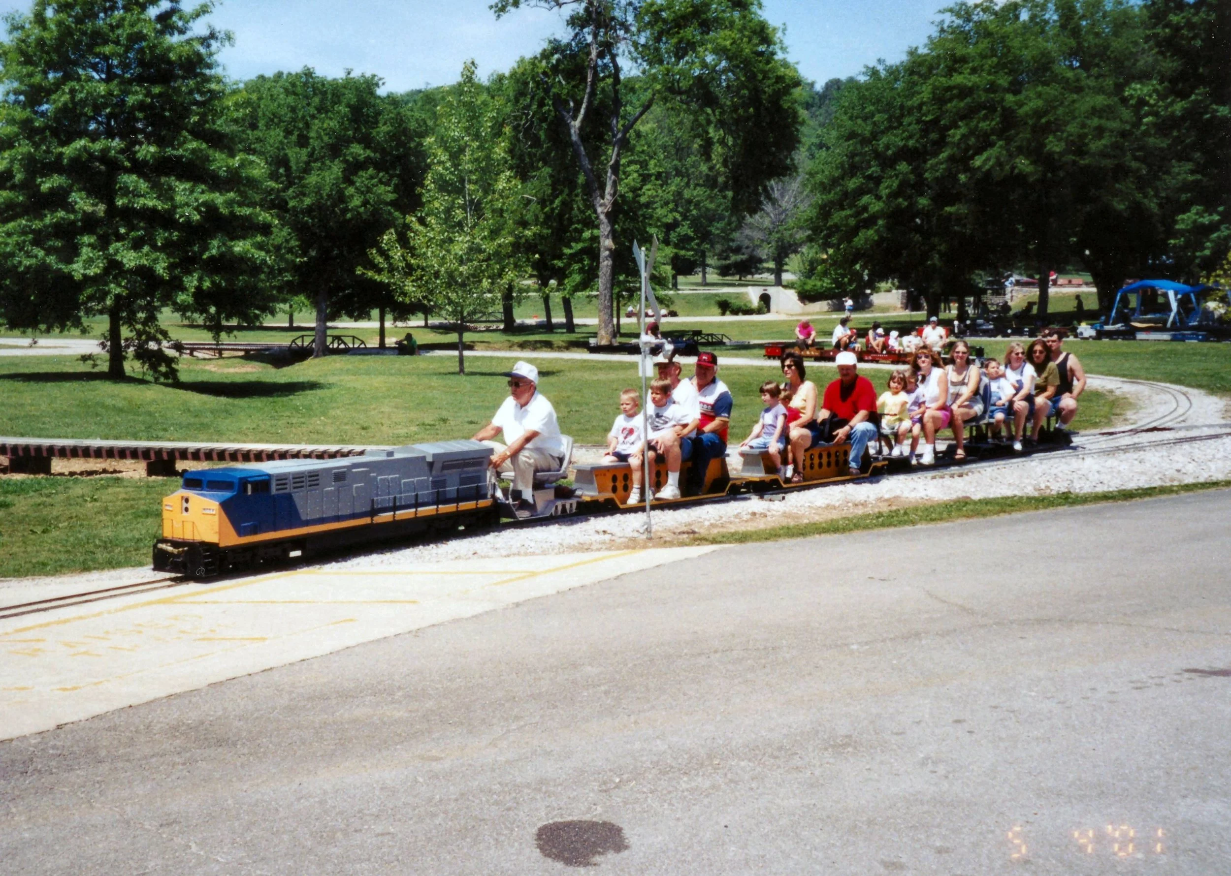 2001-Spring-102.jpg