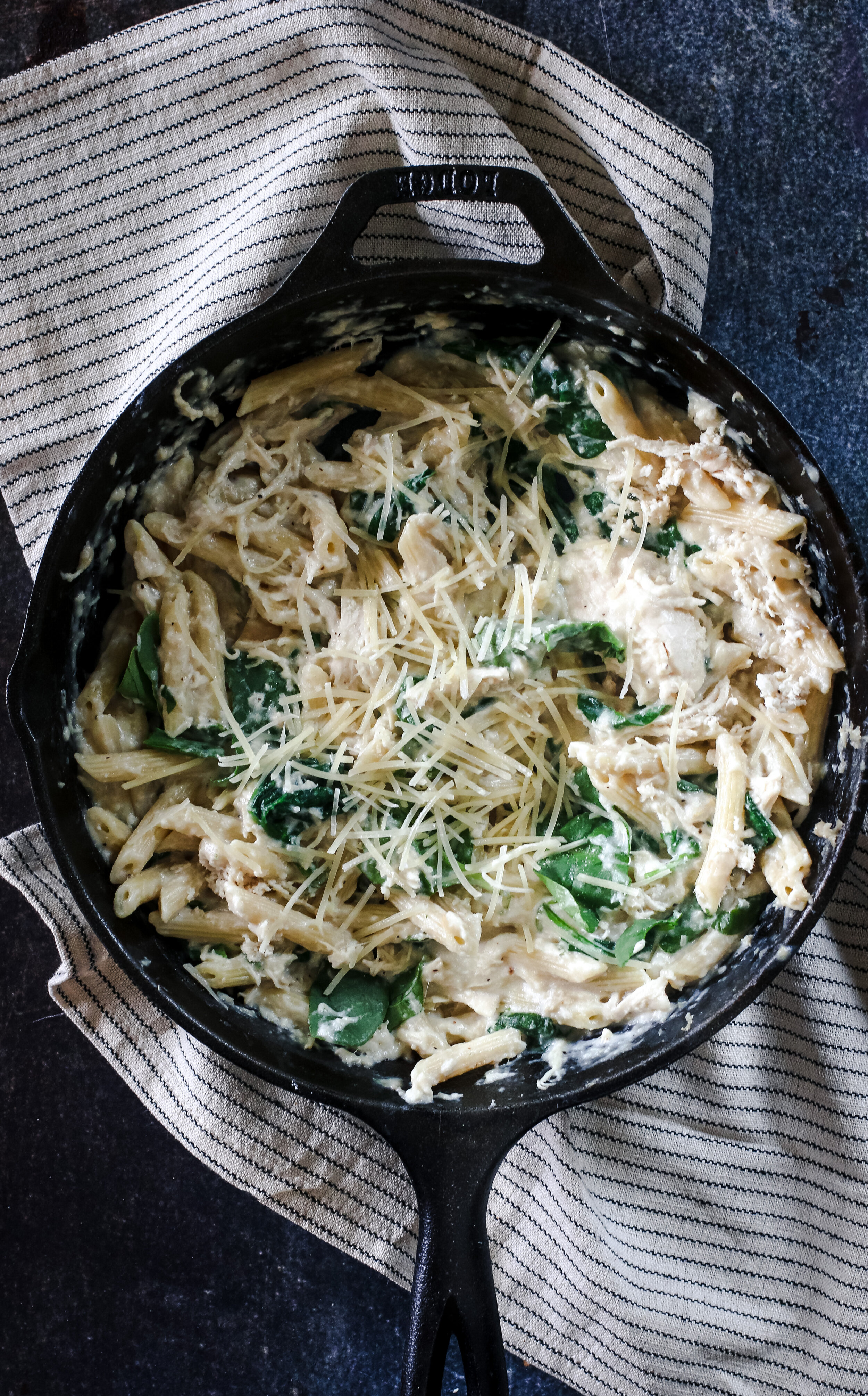 Spinach and Chicken Creamy Pasta