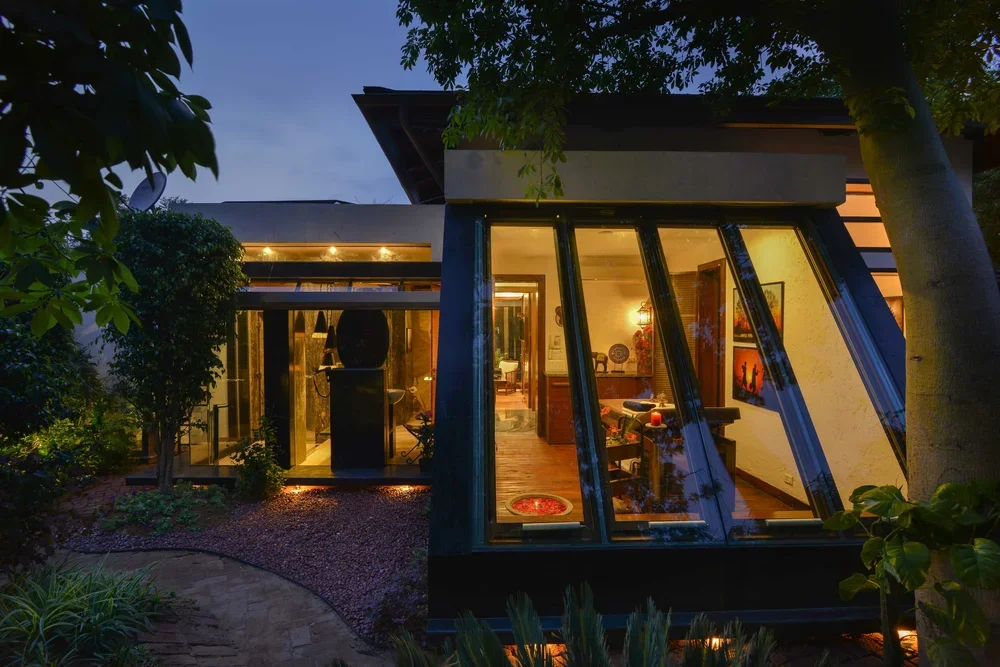 Farmhouse Interior Decor.webp