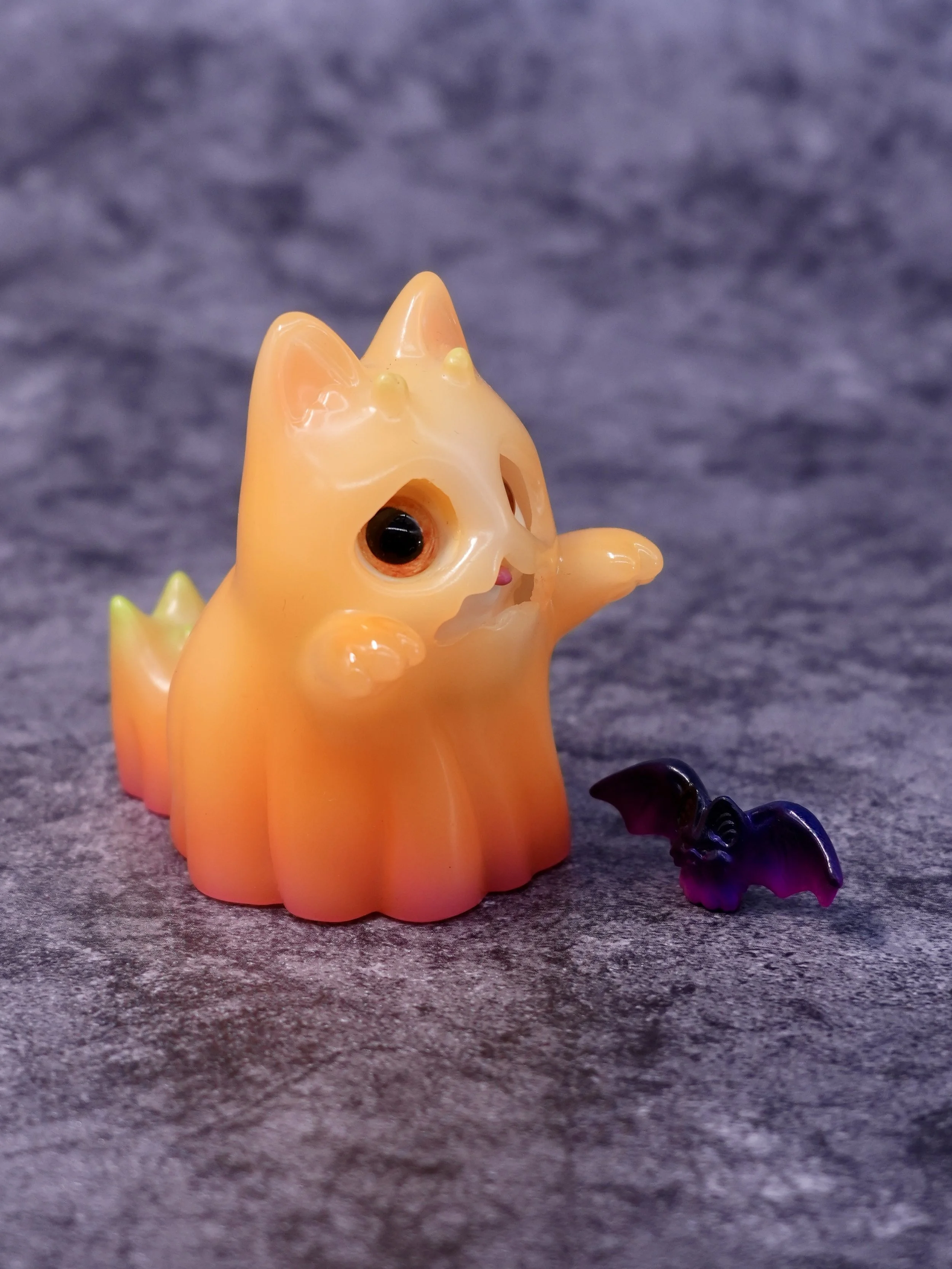 Luminescent Pumpkin Ghost Cat (6).jpg