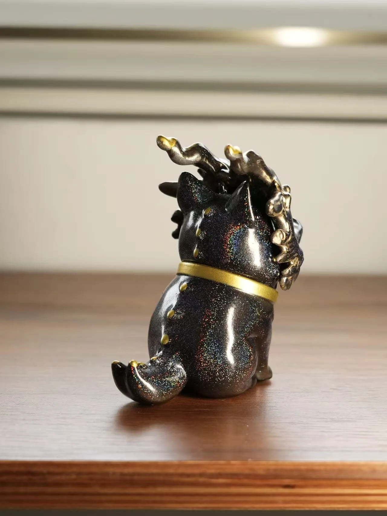Multicolor Black Gold Loong (1).jpg