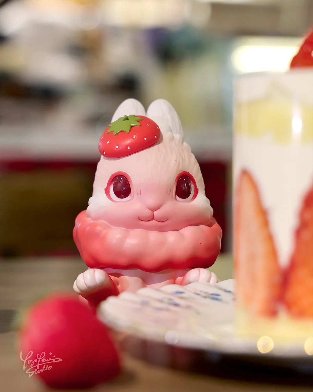 Yoyo Raby Strawberry 5.jpg