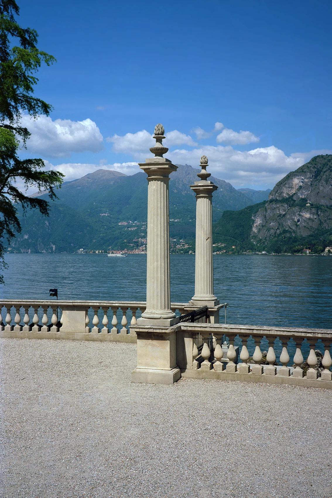 Transit (Como), Archival pirgment print, 160\110cm, 2018