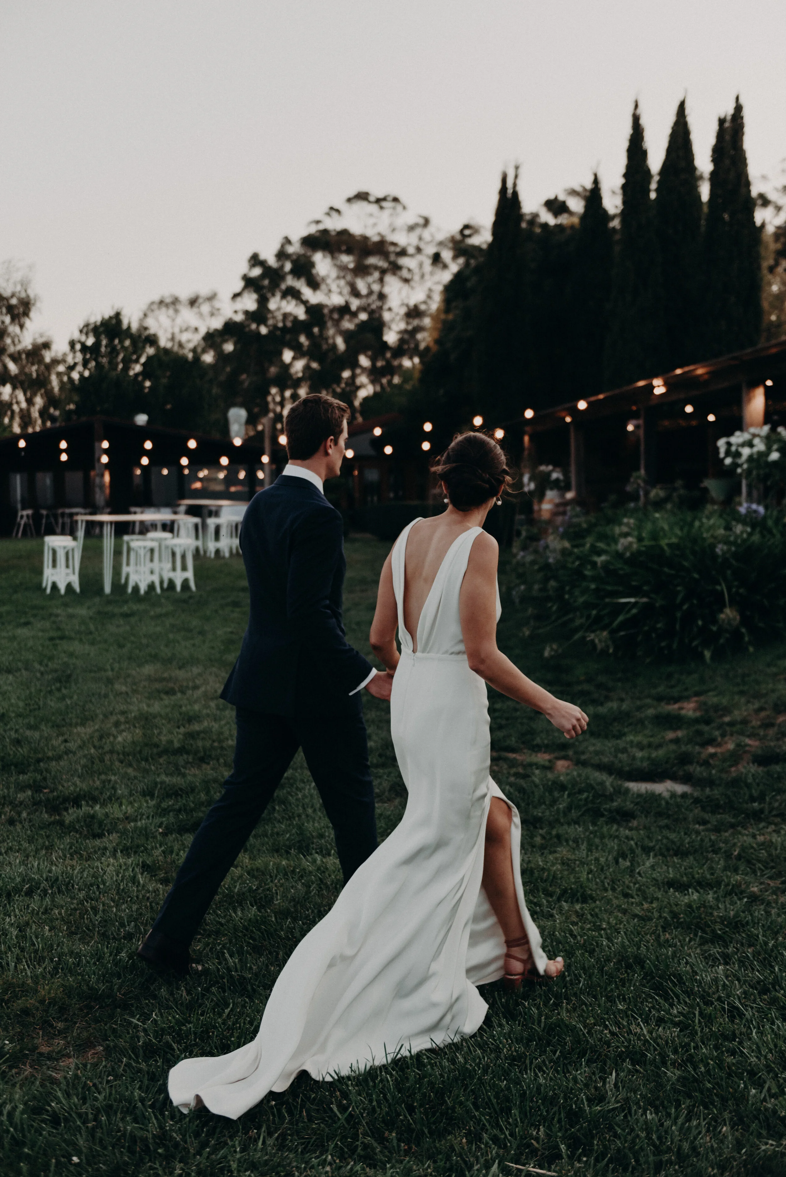 LAUREN &amp; ROB'S ORANGE COUNTRY WEDDING