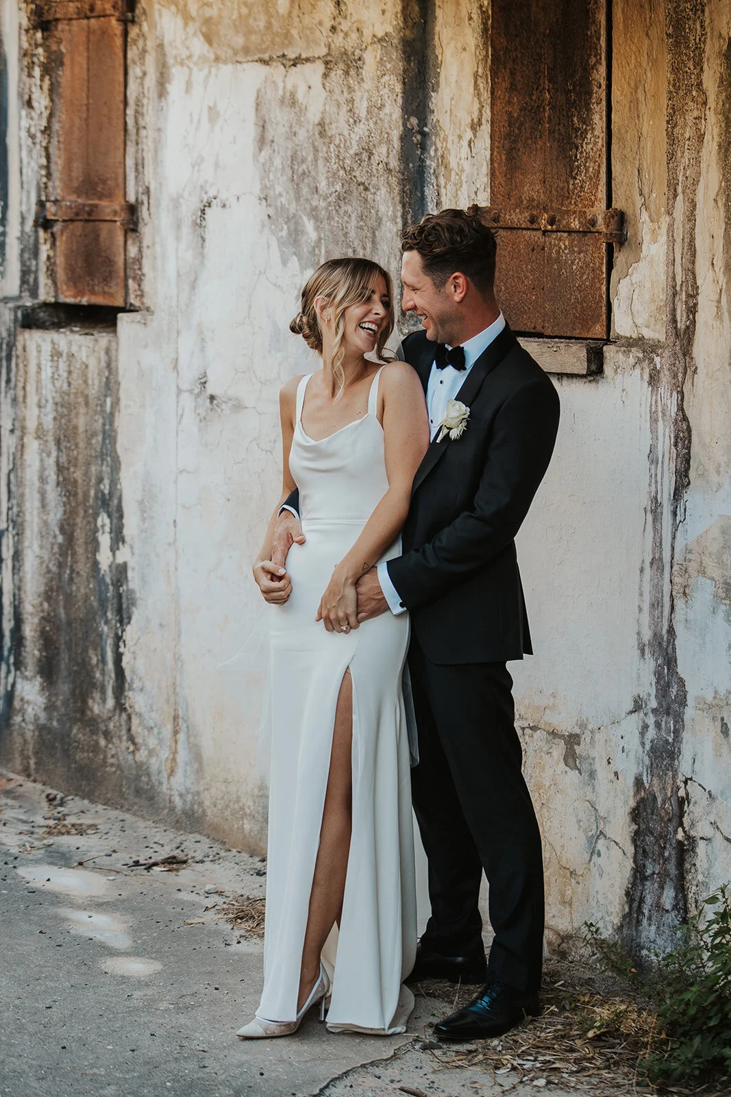 LUCY &amp; NICK'S SHELLY BEACH WEDDING