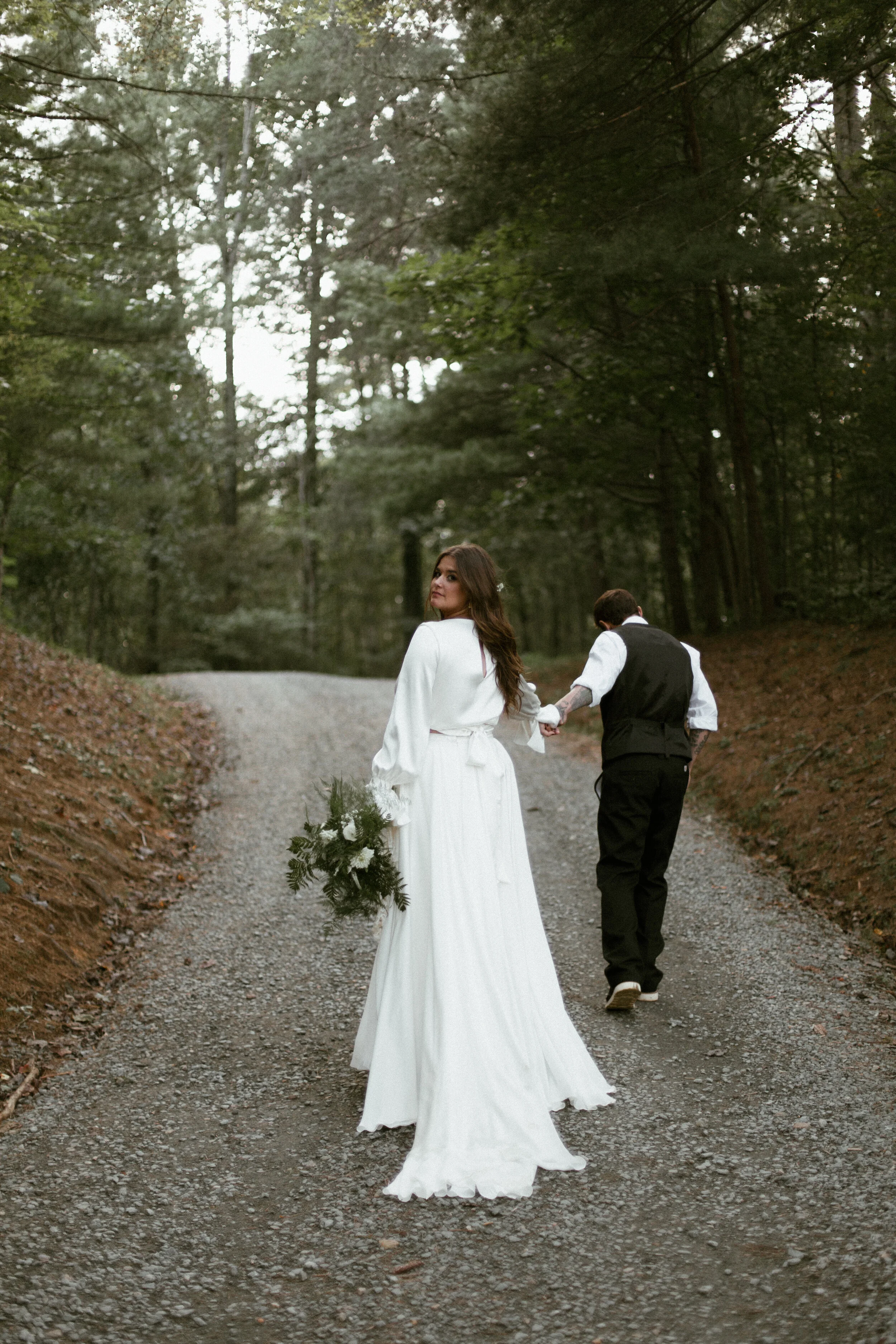 MORGAN &amp; TIMMIE'S VIRGINIA MOUNTAIN WEDDING