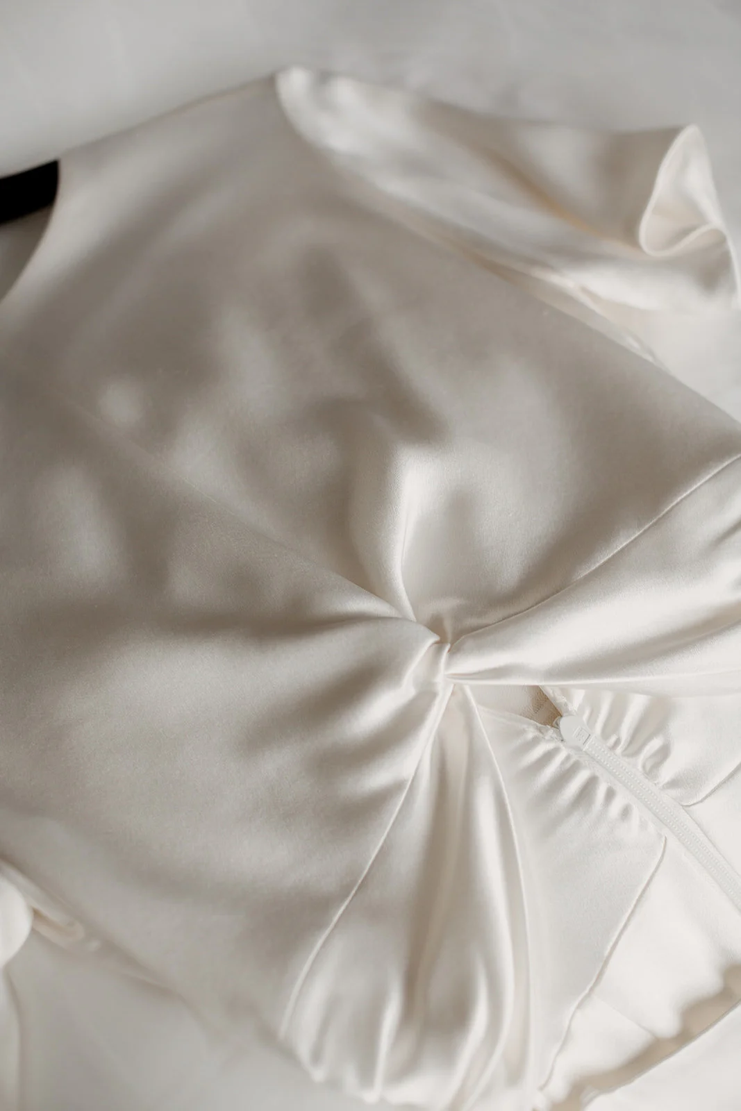 HOW TO STORE YOUR WEDDING DRESS