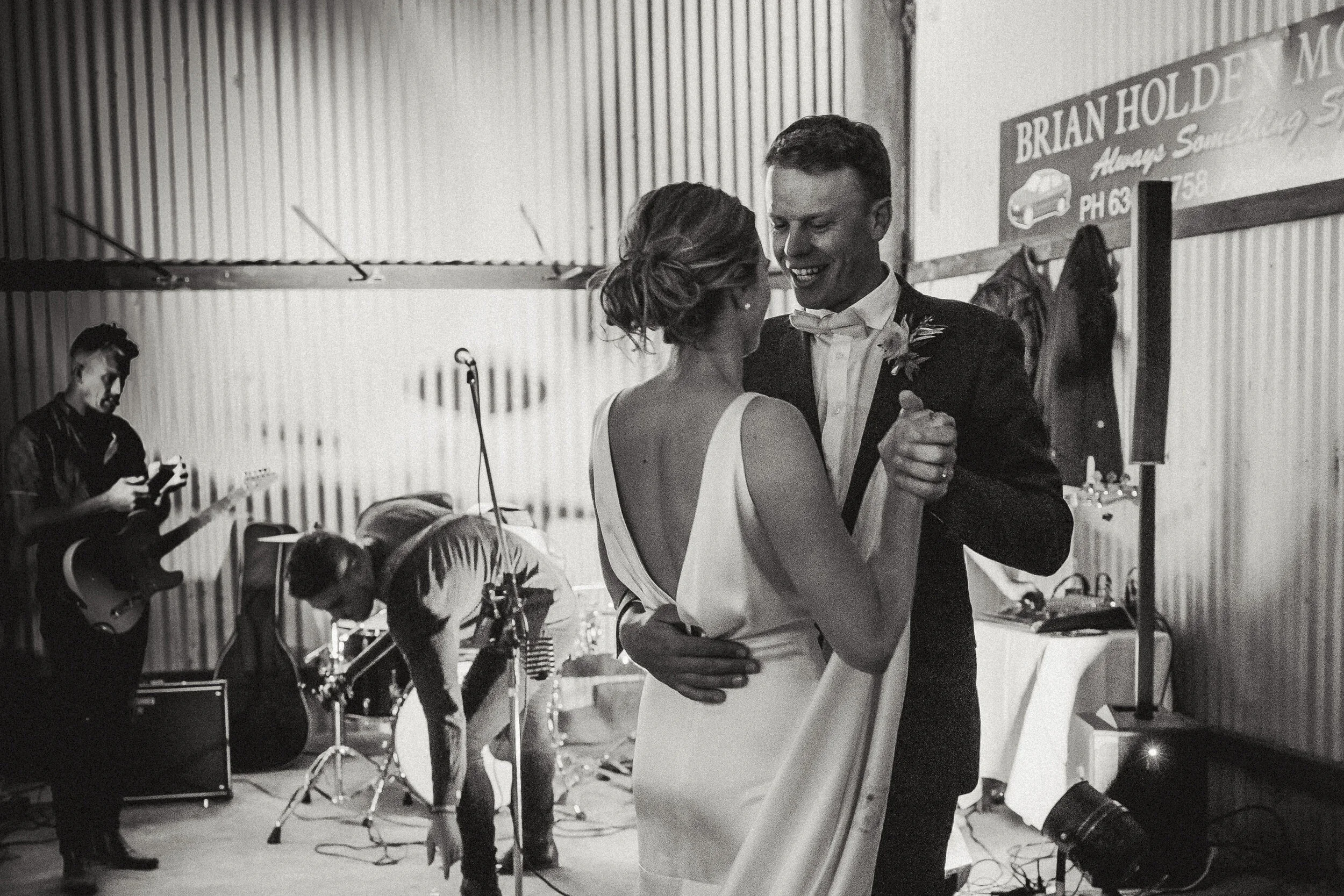 Rachael & Kyle_wedding photos_print quality_-467.jpg