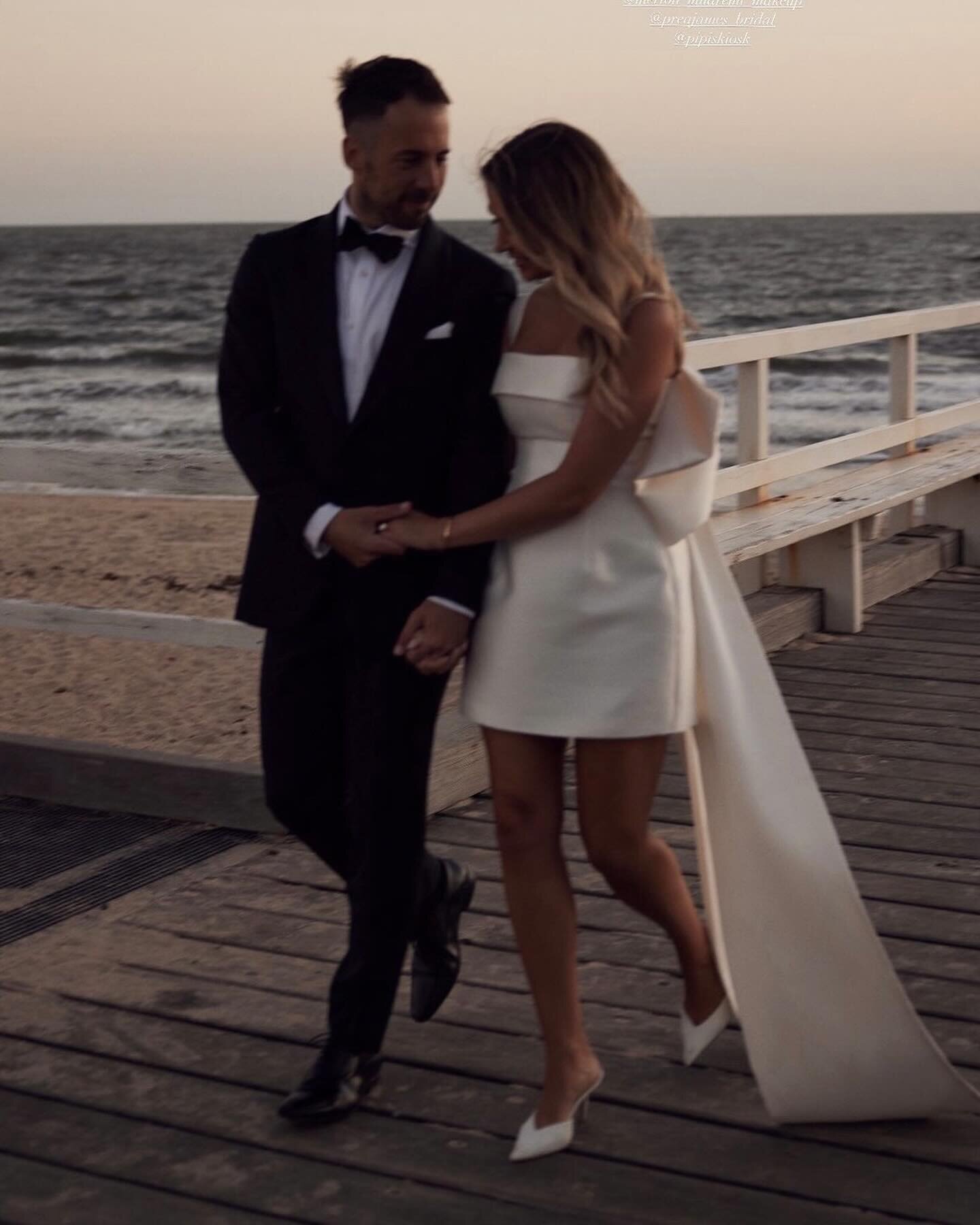 REAL BRIDE | One look worn two ways. Our Winona mini beautifully styled up by bride @romyhelden with our layering Joni skirt for the ceremony, and our Bowie bow for reception 🤍

Available in our Sydney flagship and selected stockists worldwide, for 