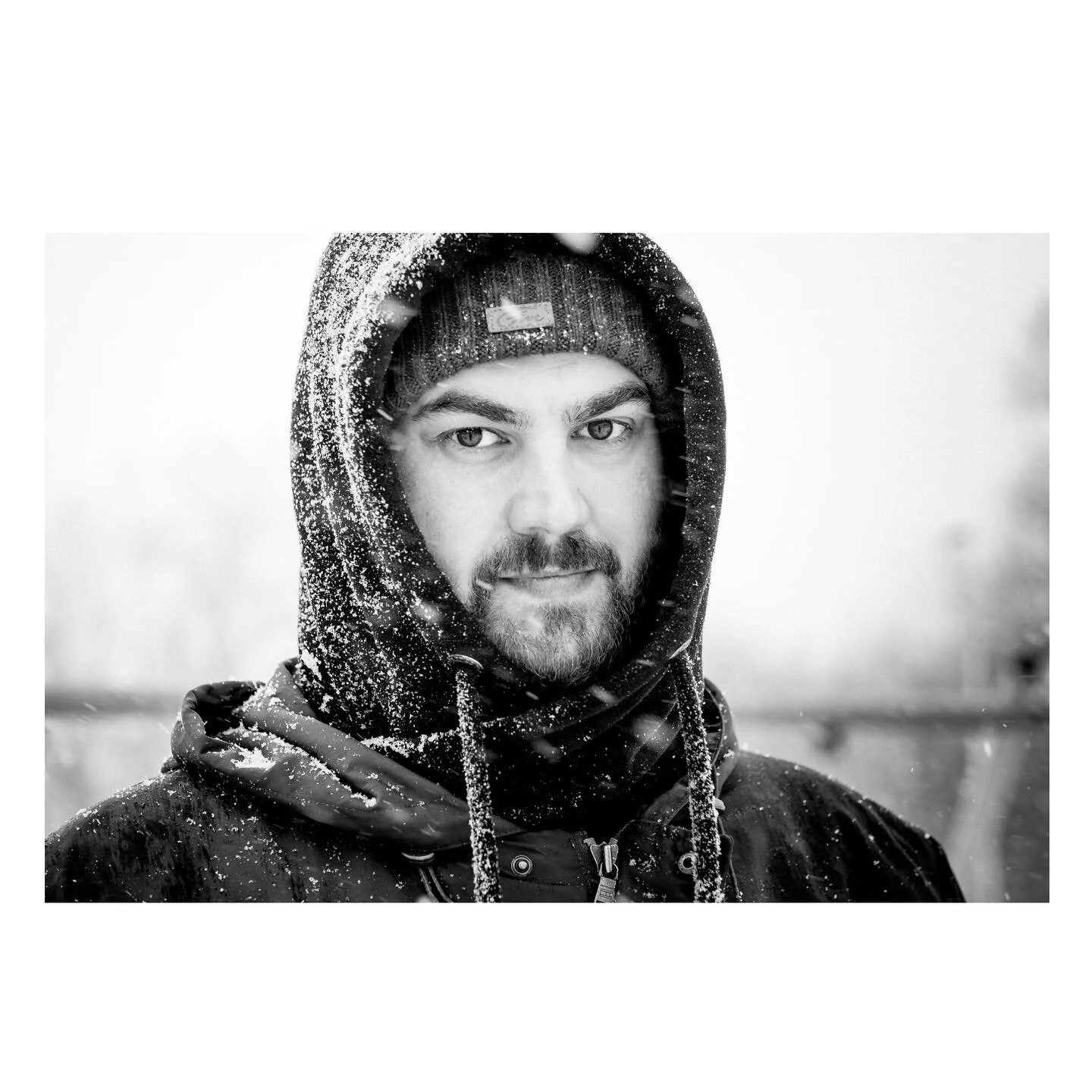 M&auml;rt
 
#portraiture #winterportrait #beingaliveisamuse #eleriebergphoto