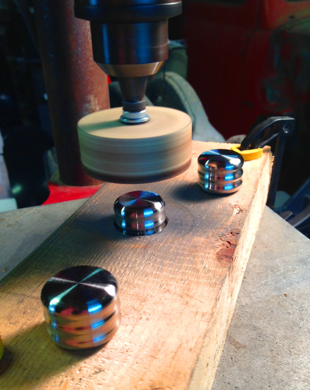 Hand-polishing Pucs