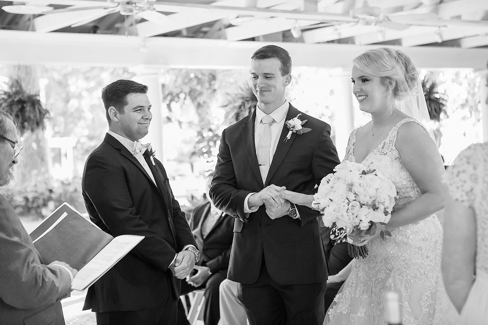 Savannah Wedding Photographer-50BW.jpg