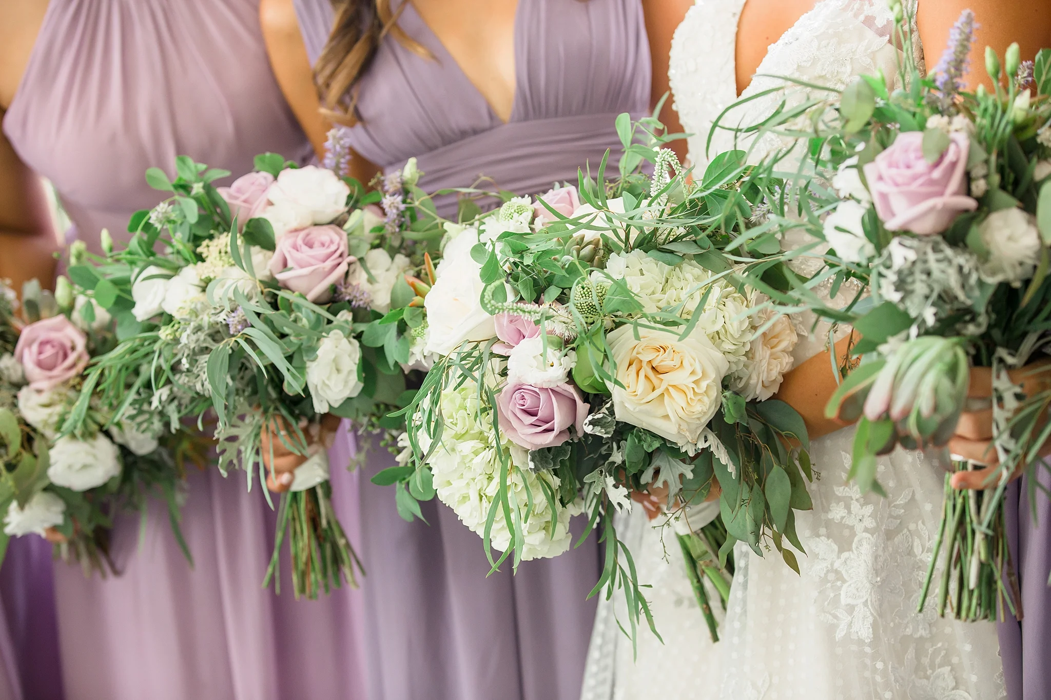 The_Wedding_Suite_a_country_rose.jpg
