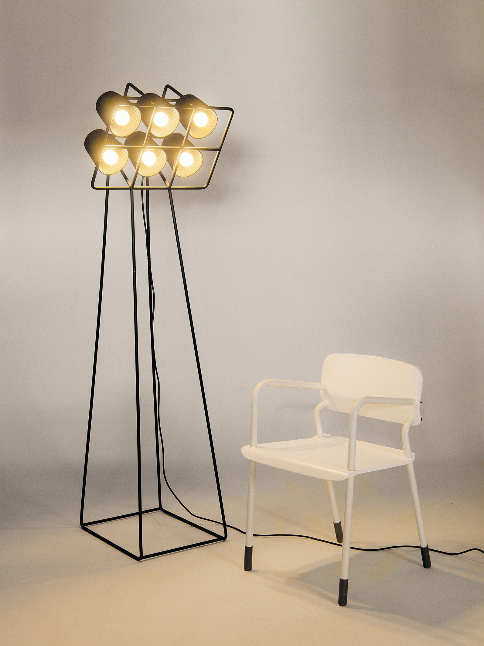MULTILAMP STANDING LAMP