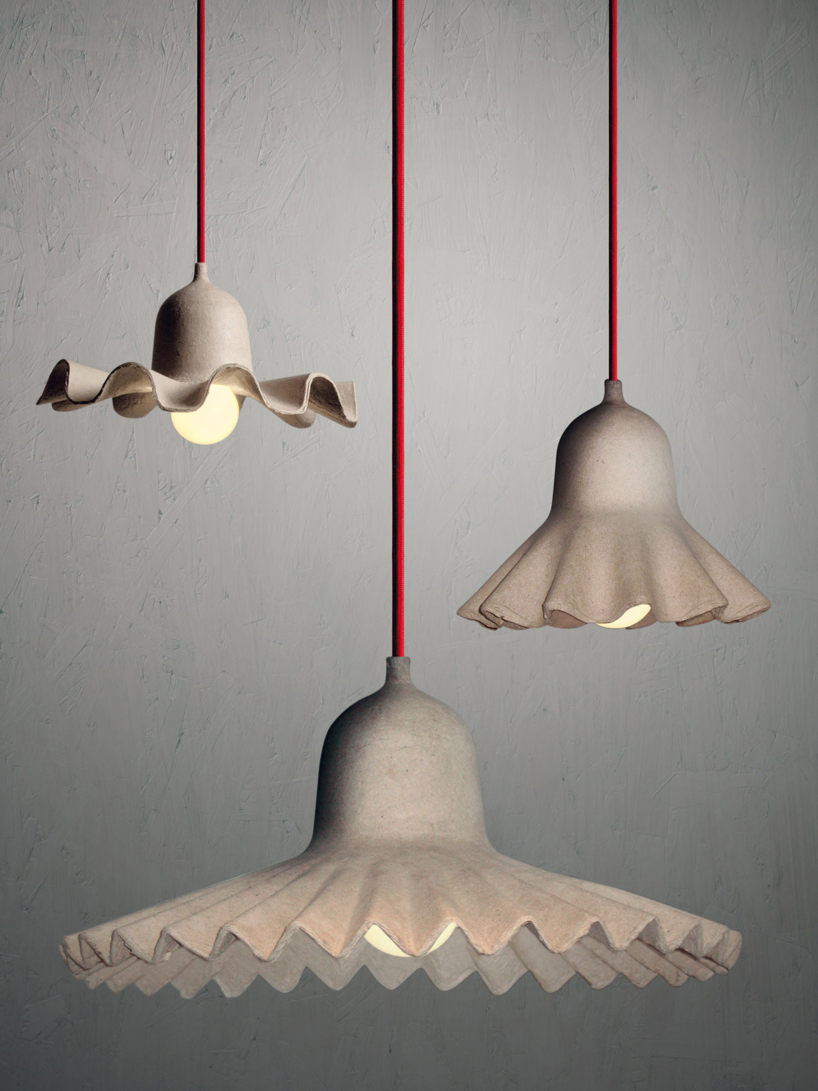 EGG OF COLUMBUS PENDANT LIGHTS IN NATURAL