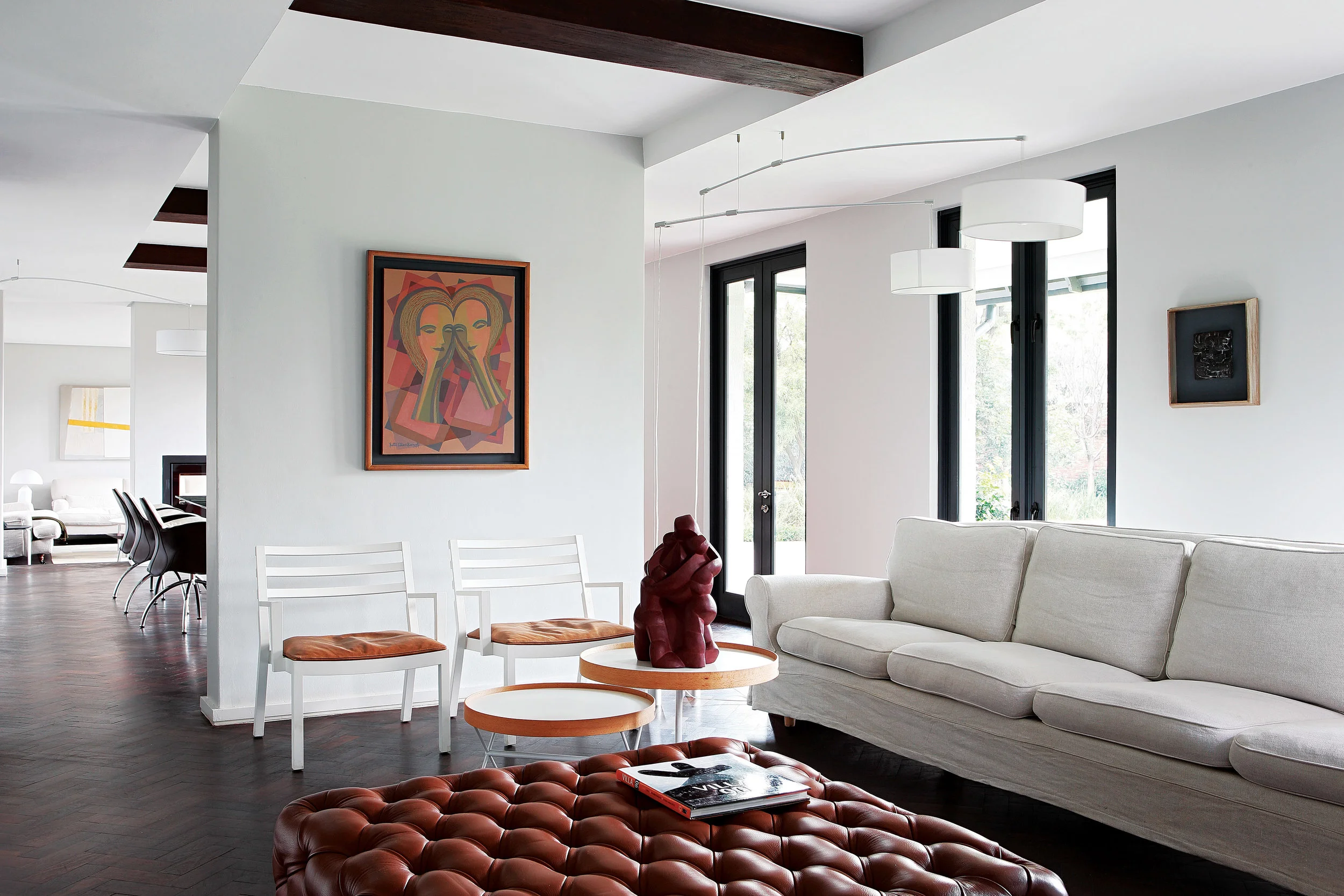 HandL0917_houseVanDerWalt_vdwalt_living1.jpg