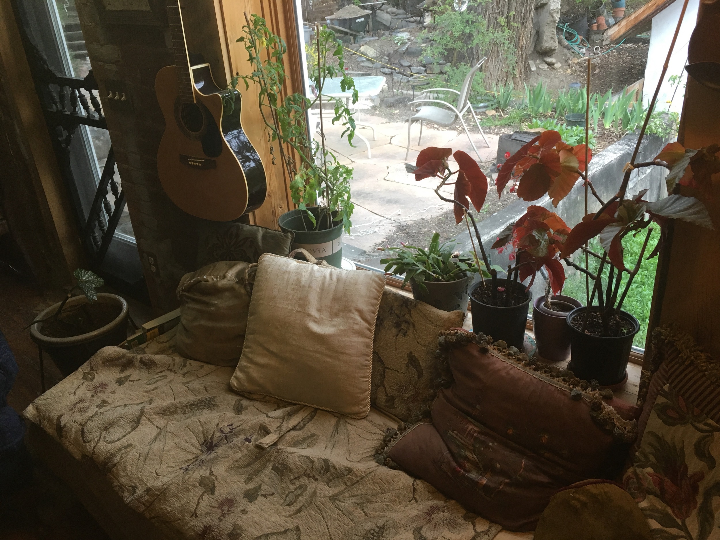 Reading & guitar strumming nook