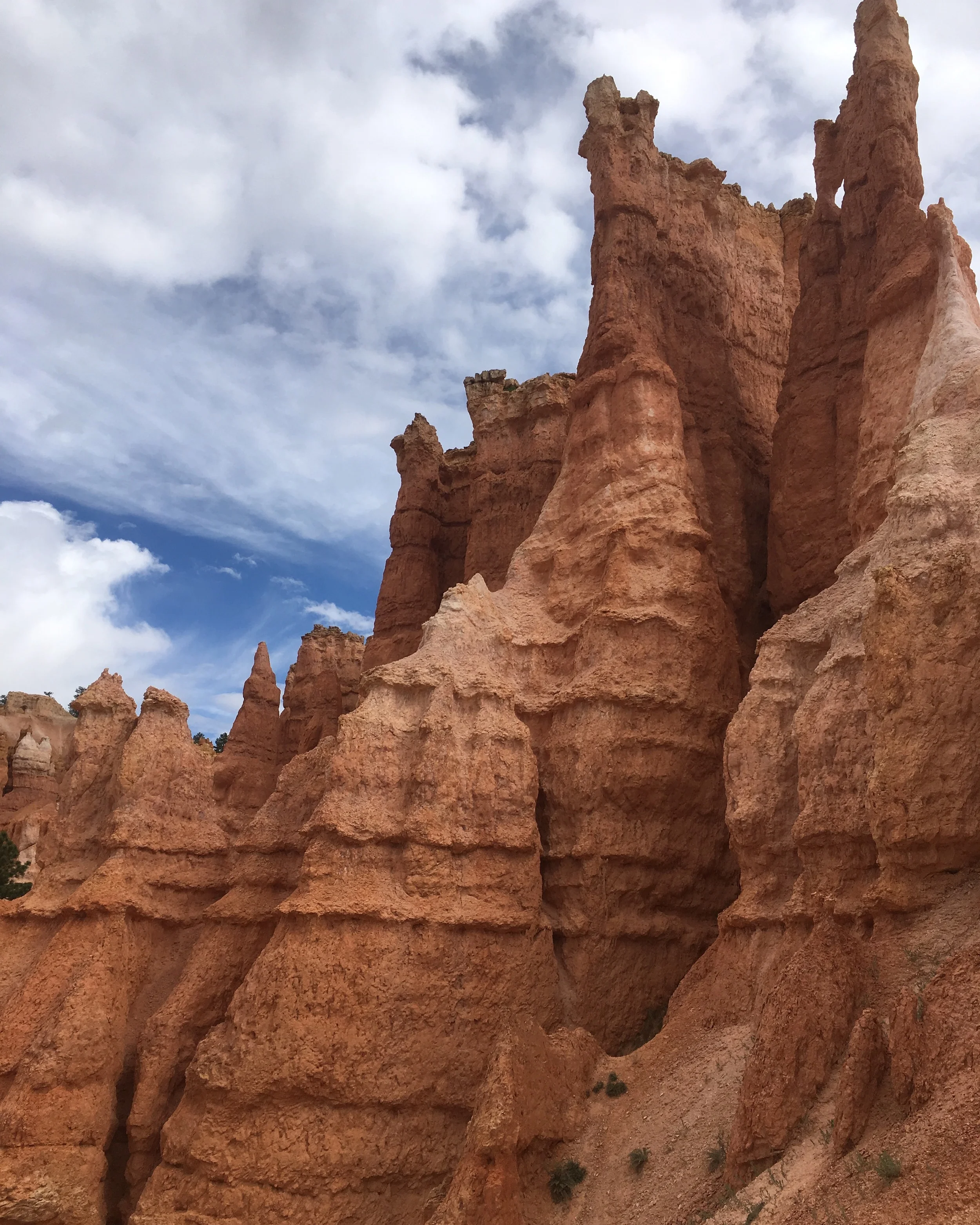 Hopping through hoodoos at Bryce.