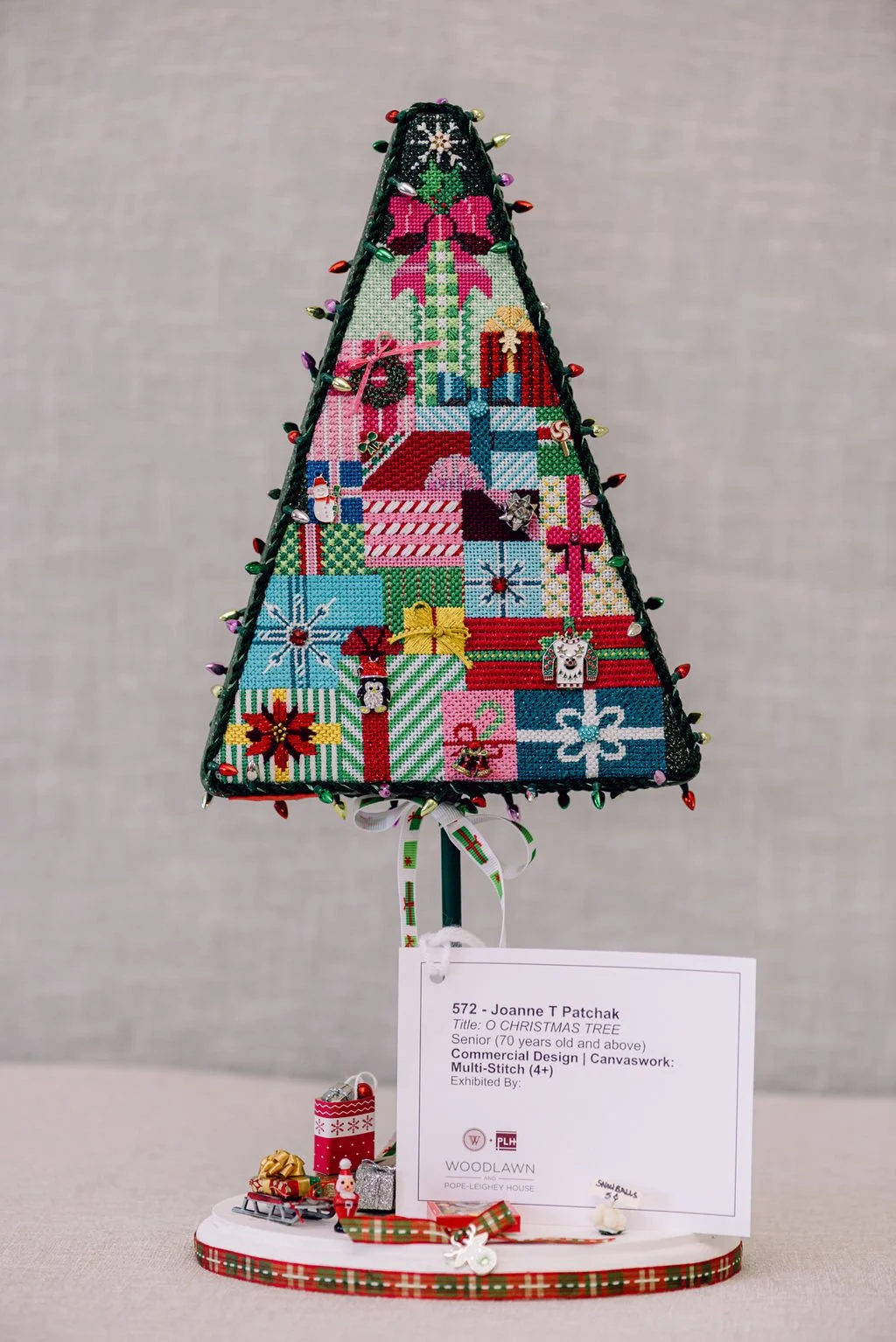 Needlework572-1.jpg