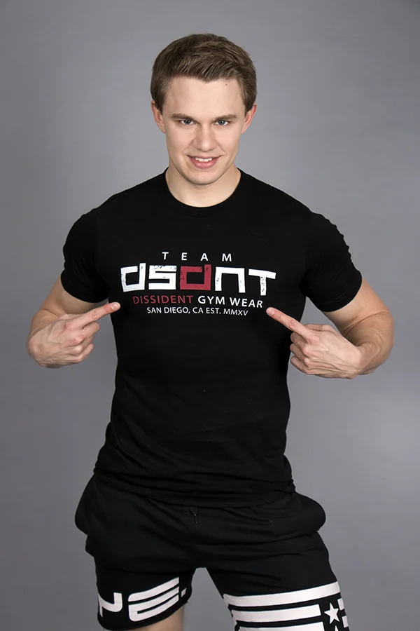 Antonin Brault - Dissident Gym Wear - 900 pixles - web format, 3.jpg