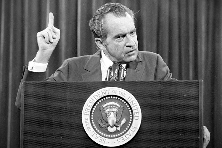 #26: Watergate Scandal