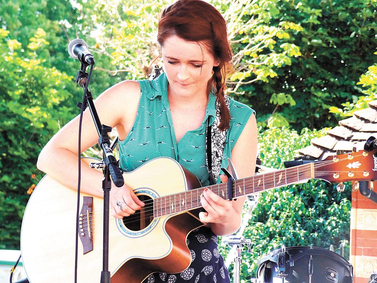 Laurel Canyon Music Awards (May 2015) - Minnie Birch