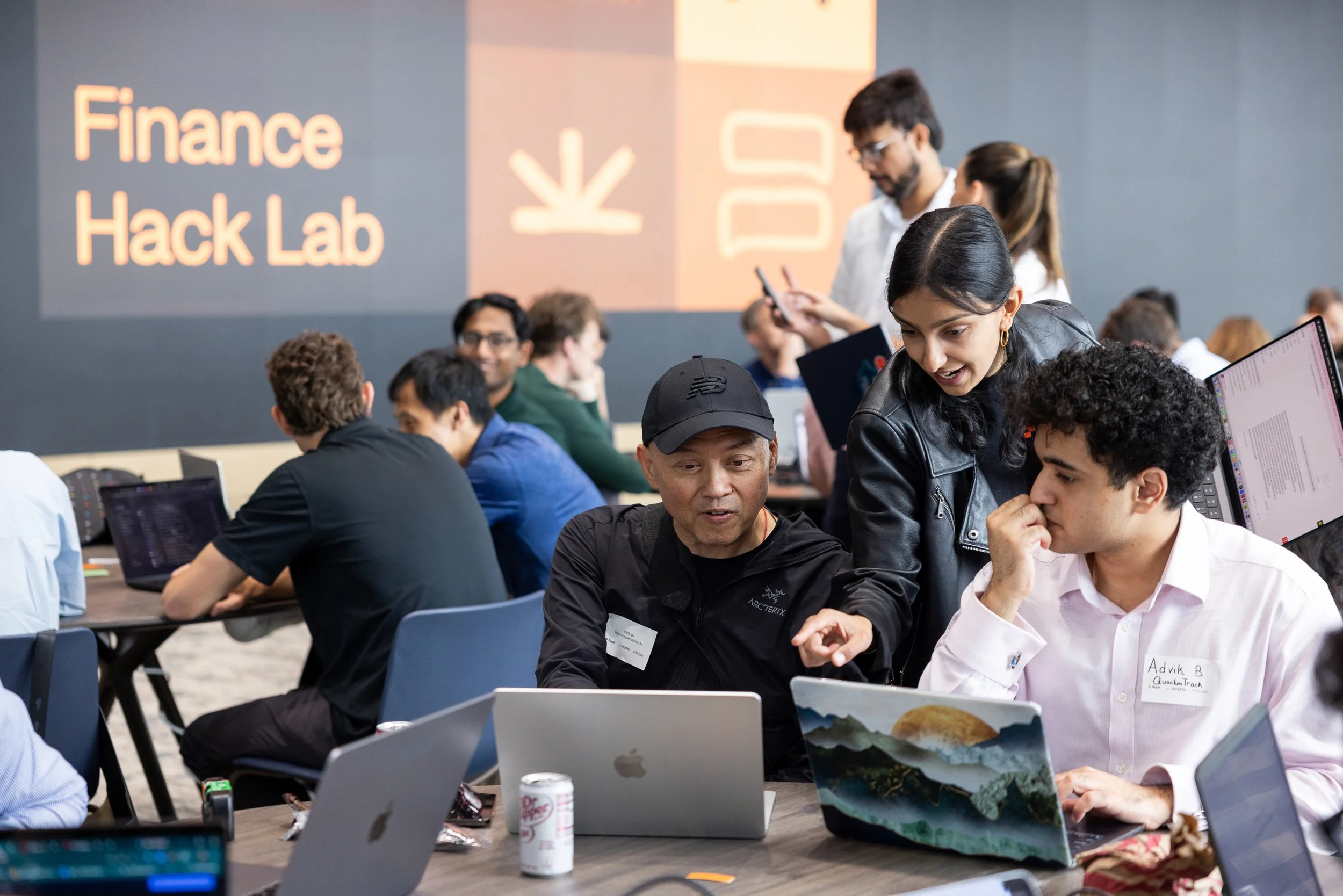 JeanetteDMoses-CampfireHackLab-4548.jpg