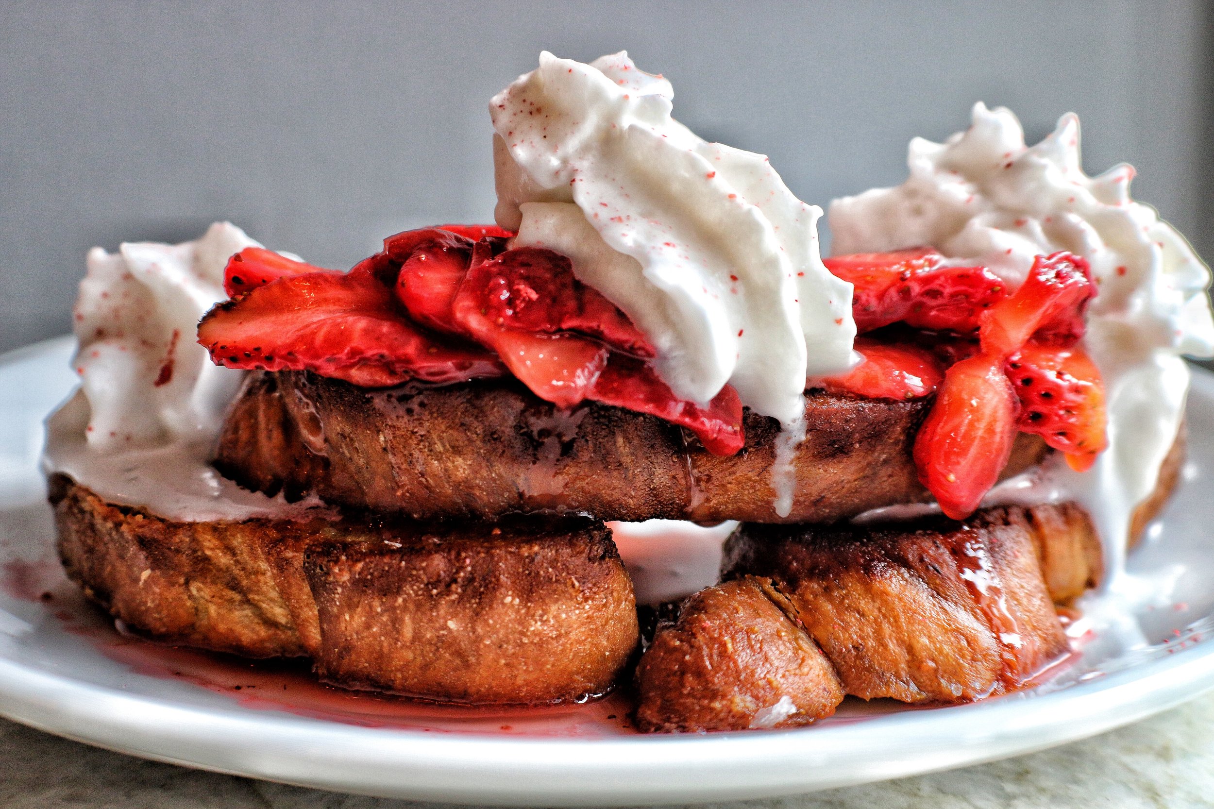  Challah French Toast  strawberry compote, strawberry powder, coconut whip, maple syrup&nbsp; 