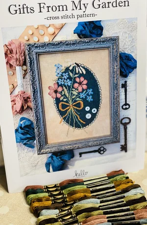 Kit - Gifts From My Garden (Pattern and floss), by Hello from Liz