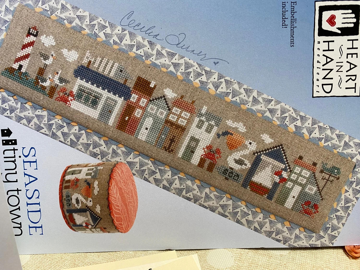 Kit - Seaside Tiny Town (Pattern and floss), by Heart in Hand