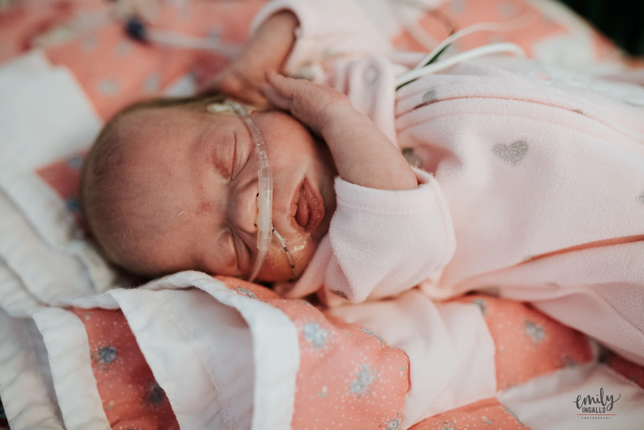 Newborn Photography_Emily Ingalls Photography_Round Rock Austin Photographer_Lifestyle Newborn Photographer_Austin Commercial Photography_Austin Seton Hospital.jpg