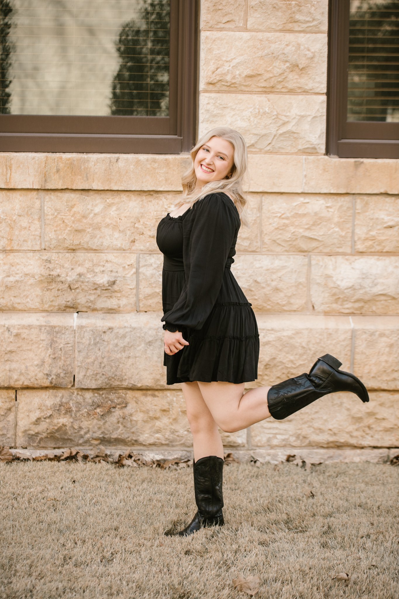 Senior Photography-Senior pictures_Round Rock Photographer_Emily Ingalls Photography-Austin Photographer_Pflugerville Photographer_Georgetown Texas Photographer-7.jpg