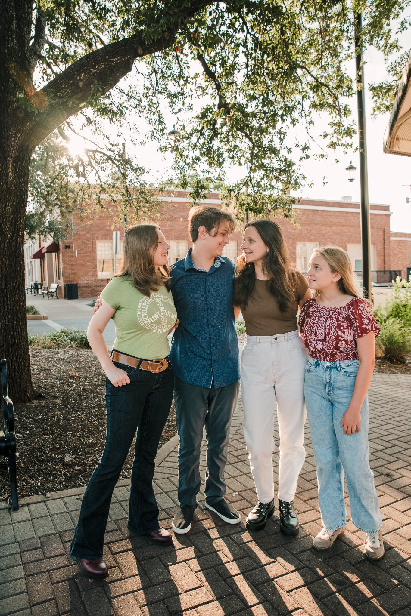 Family Photographer_Round Rock Family Photographer _On Location Headshot Photography_Round Rock Photographer_Emily Ingalls Photography-Austin Photographer_Pflugerville Photographer_Georgetown Texas Photographer-3.jpg