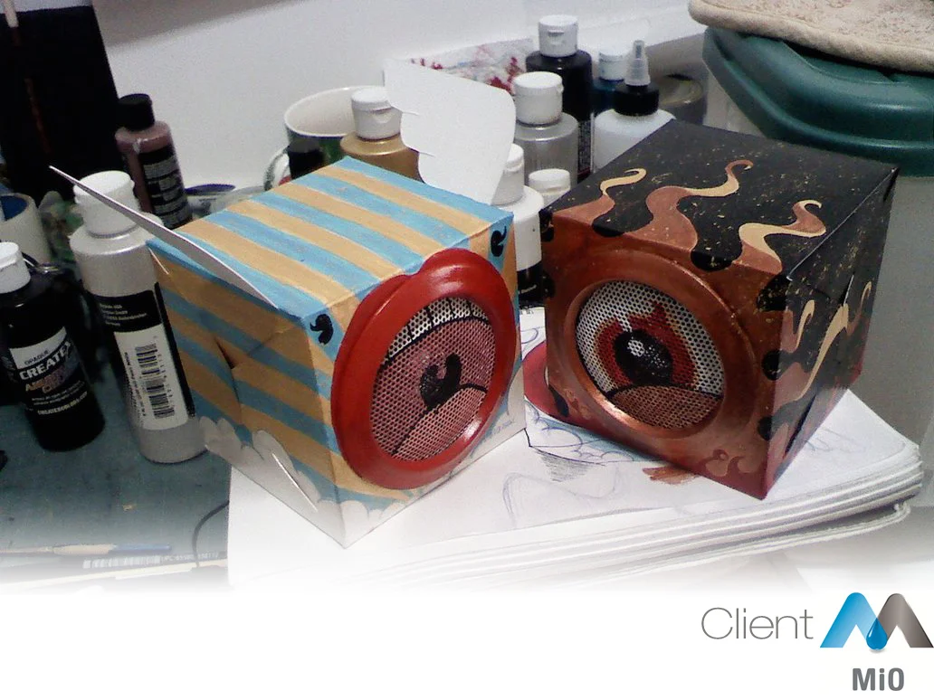 mio_hand_painted_speakers_by_savarkdicupe-d73mb7n.jpg