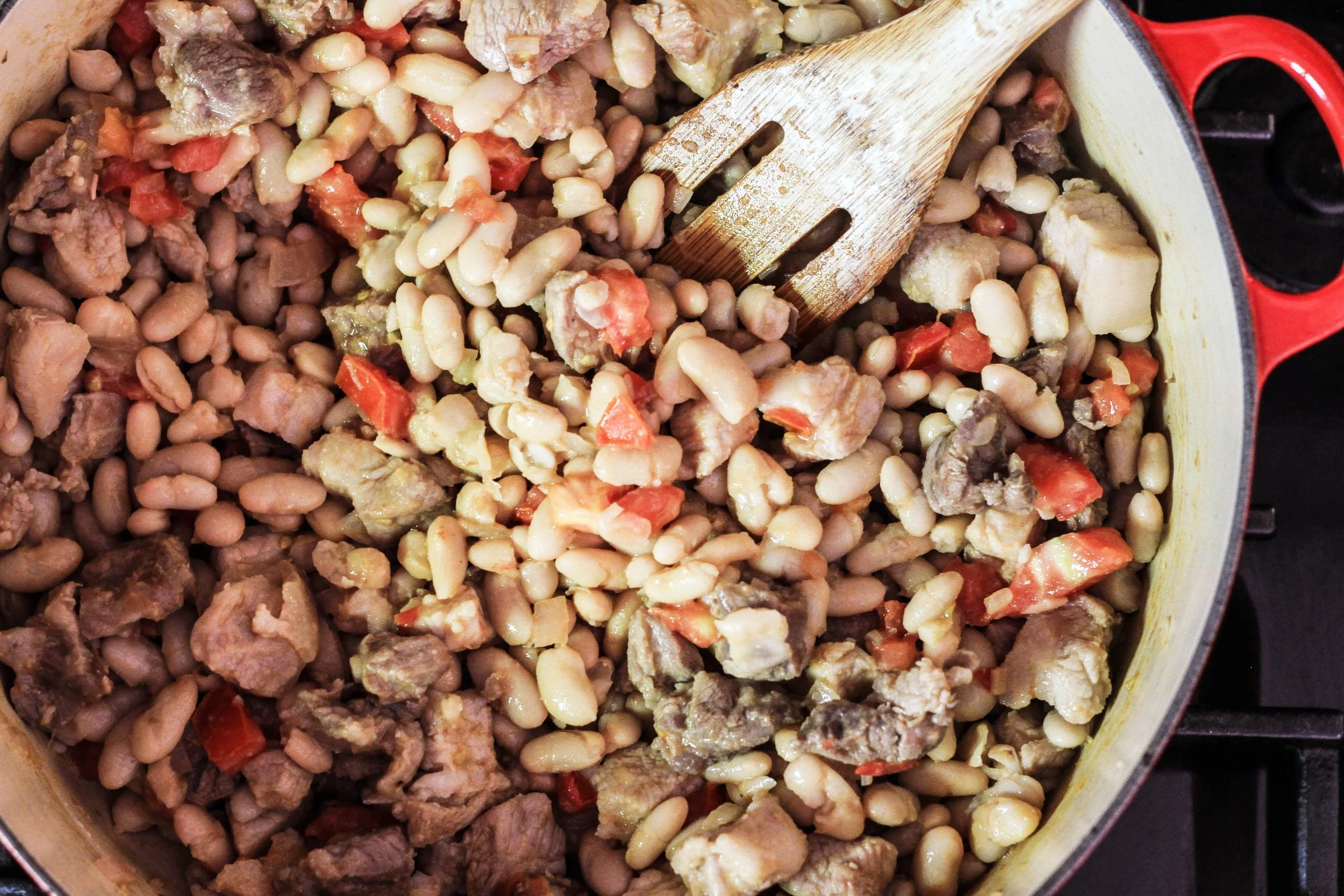 You will need a large pot or a deep skillet