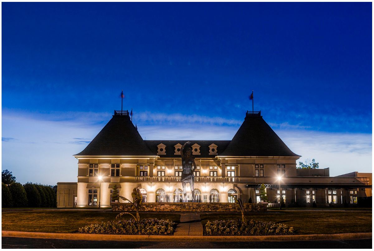 Château Élan at night (photo courtesy of Château Élan)