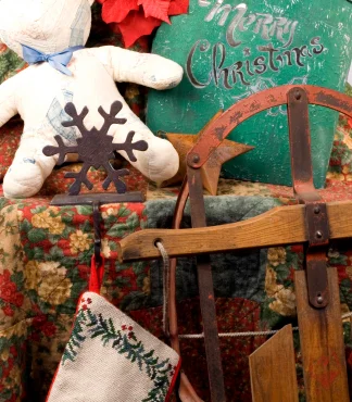 Simple tips for beautiful holiday decorating
