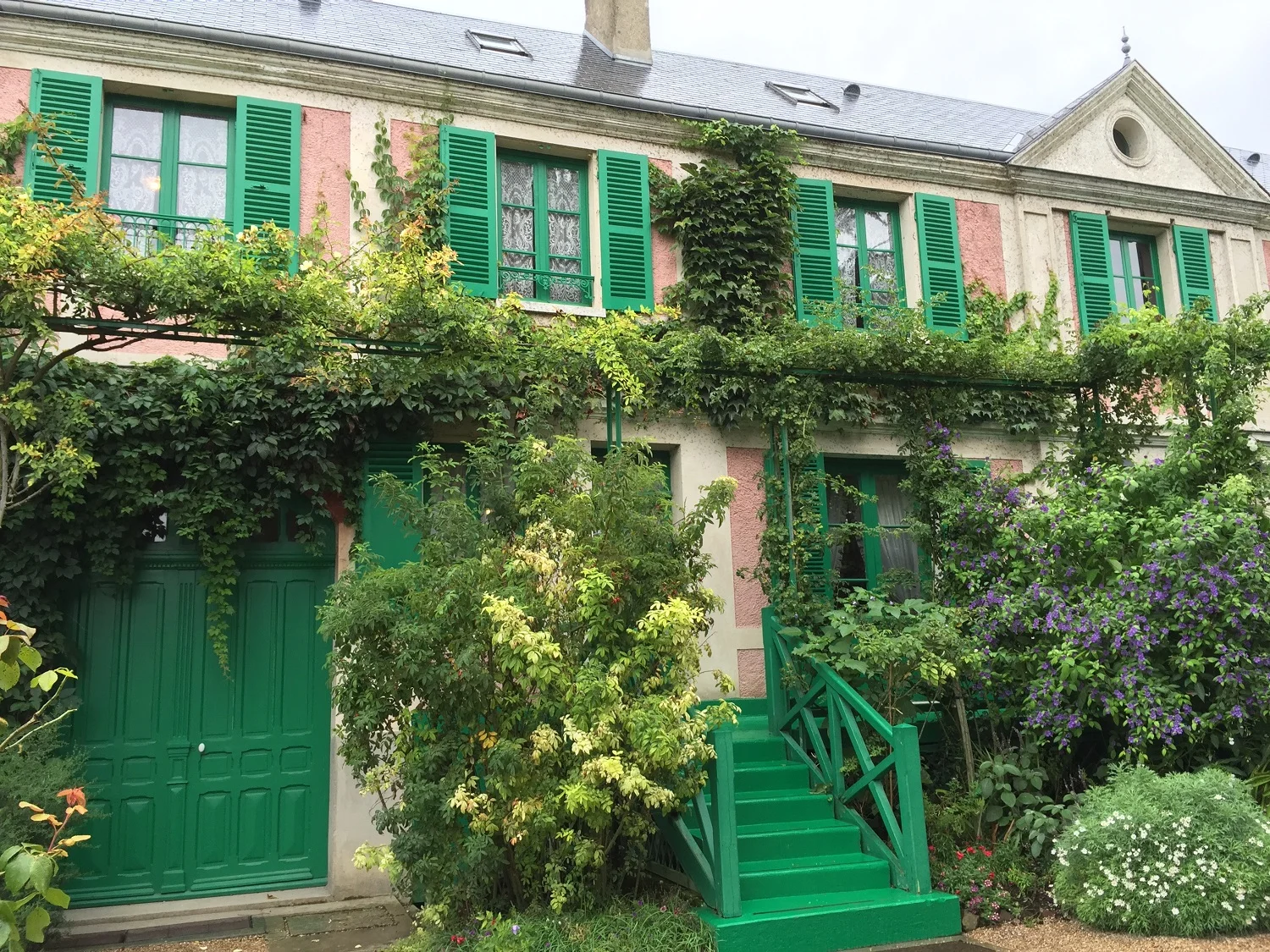 The Pink Home in Giverny: Monet's Best Work — Spectacular Spaces