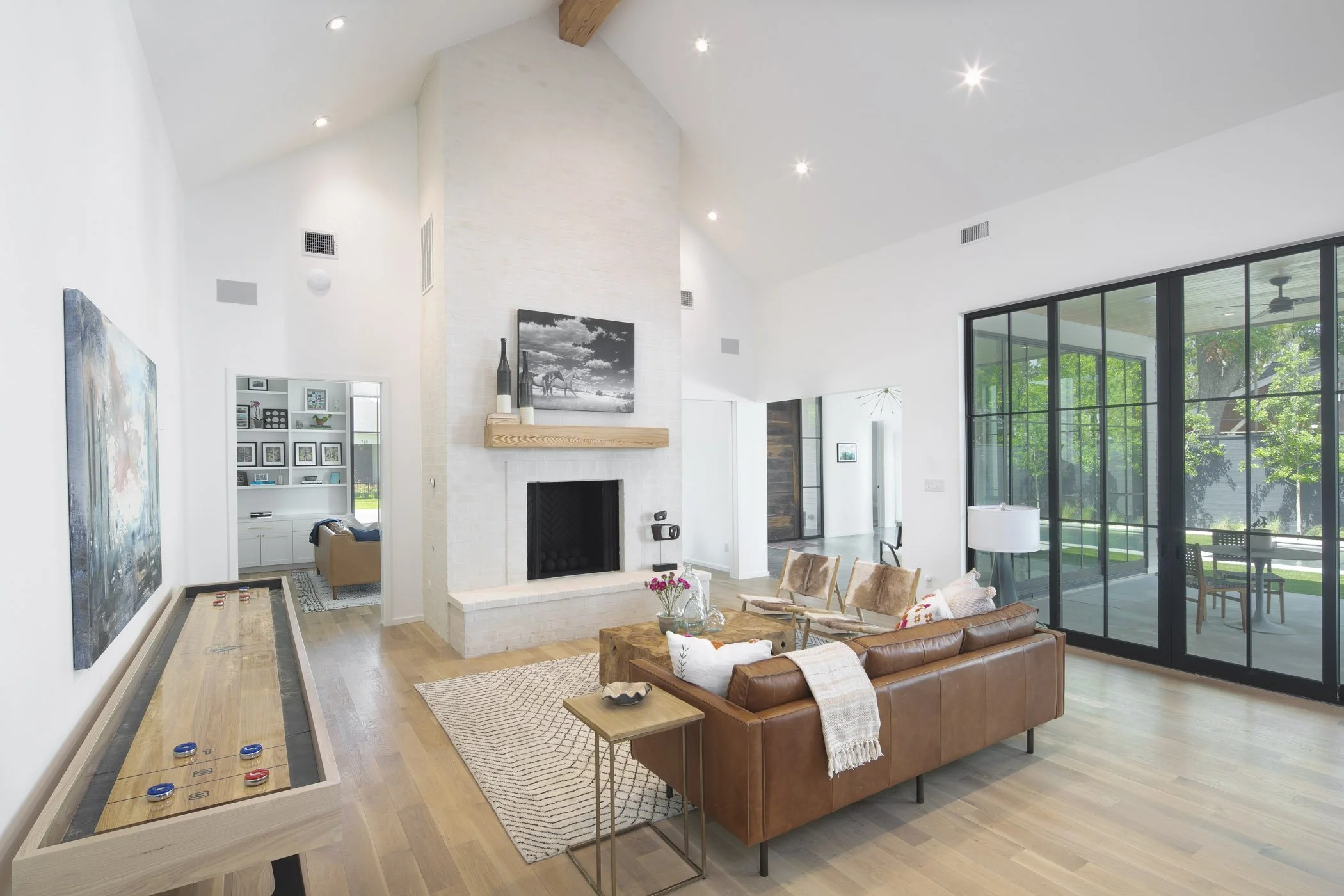 707 E. 9th 10.jpg
