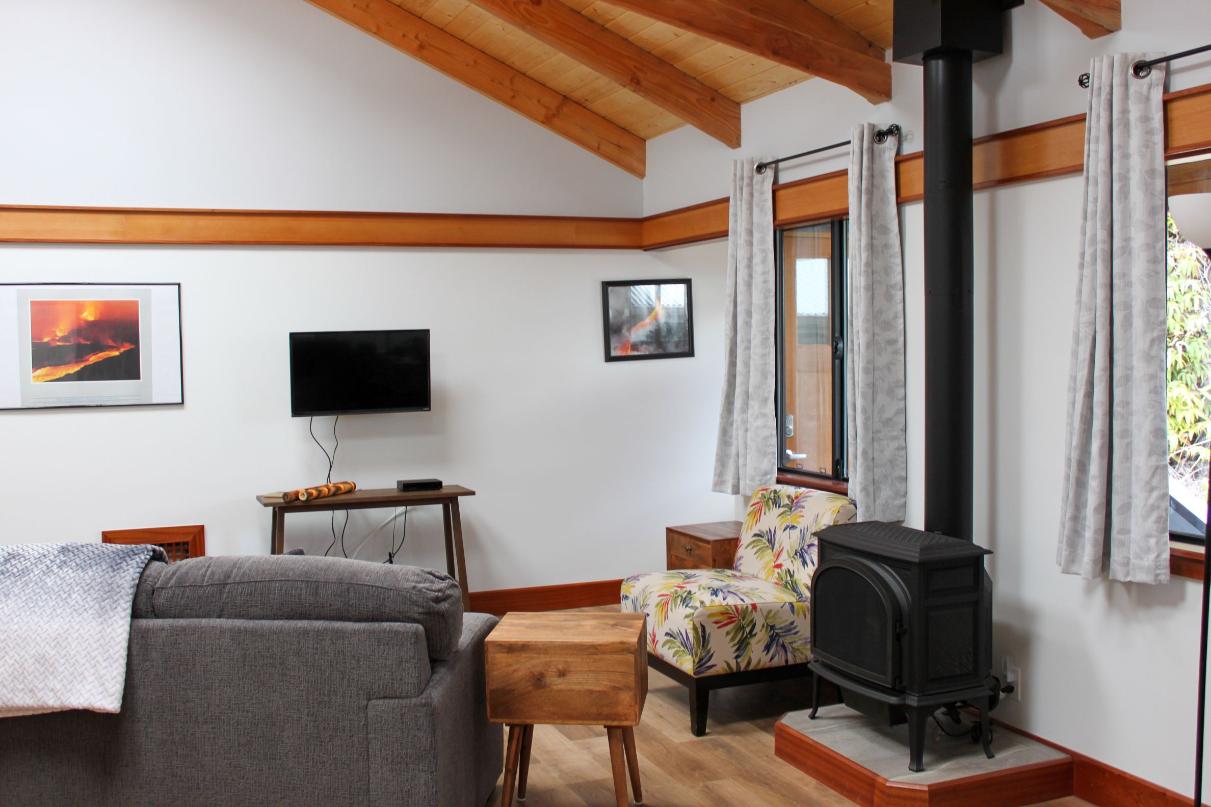 living rm w stove.jpg