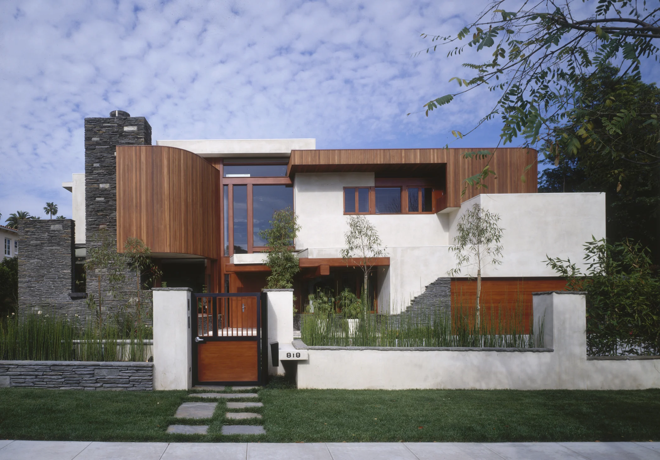 818_FRONT_2.jpg