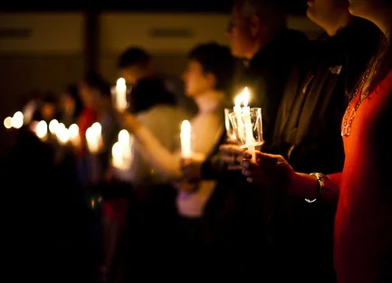 Christmas_Eve_Service.jpg