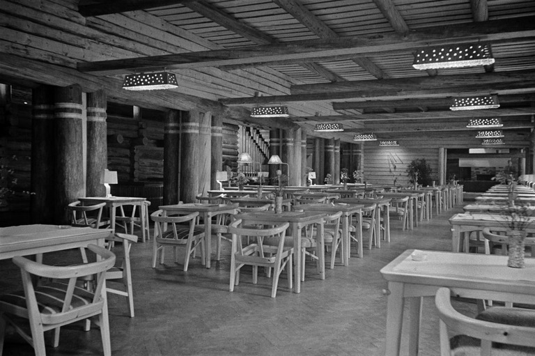 Restaurant Kestikartano, Helsinki, 1946. Architect Aarne Ervi. Image copyright by Helsingin Kaupunginmuseo.