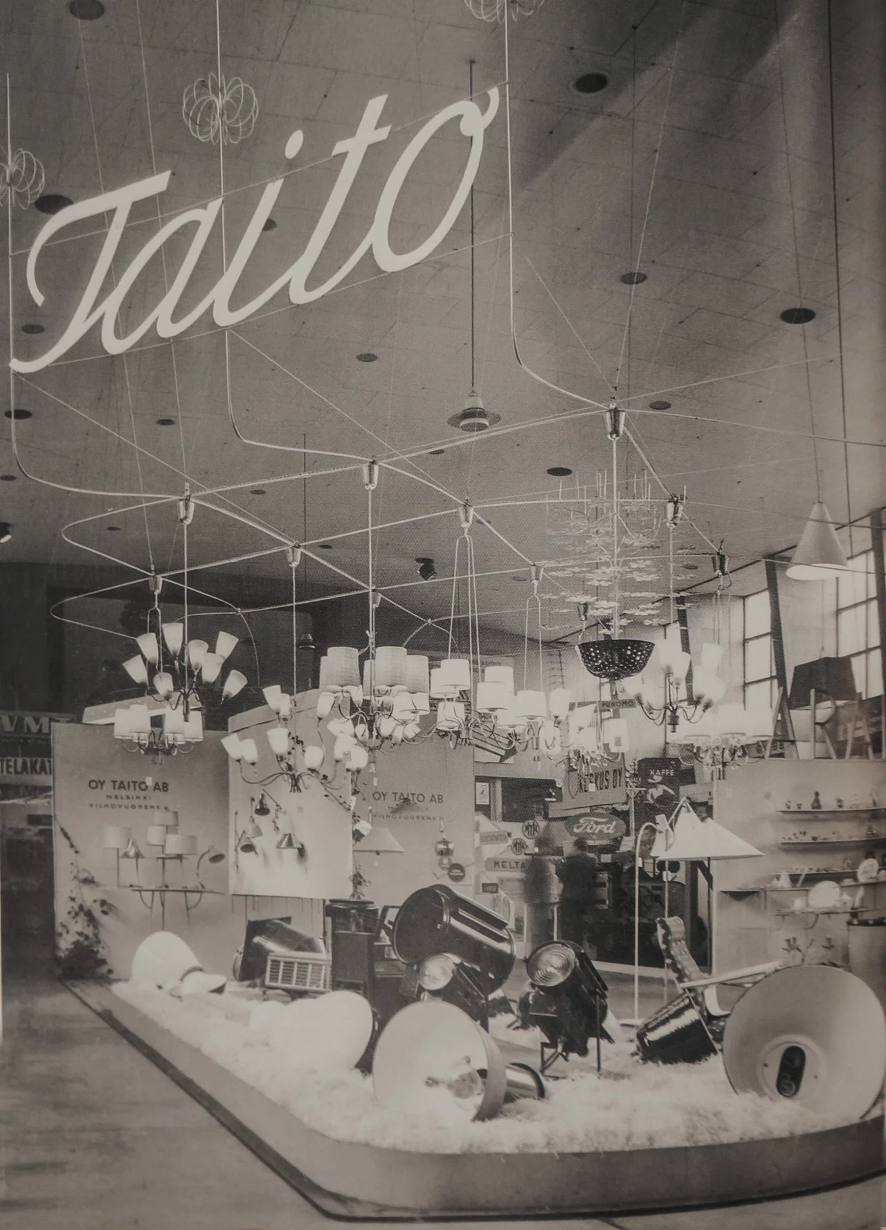 Taito Oy´s exhibition stand in Helsinki, mid-1940s. Beside decorative and exclusive lighting design, Taito was also the biggest manufacturer of industrial lights in Finland at the time.