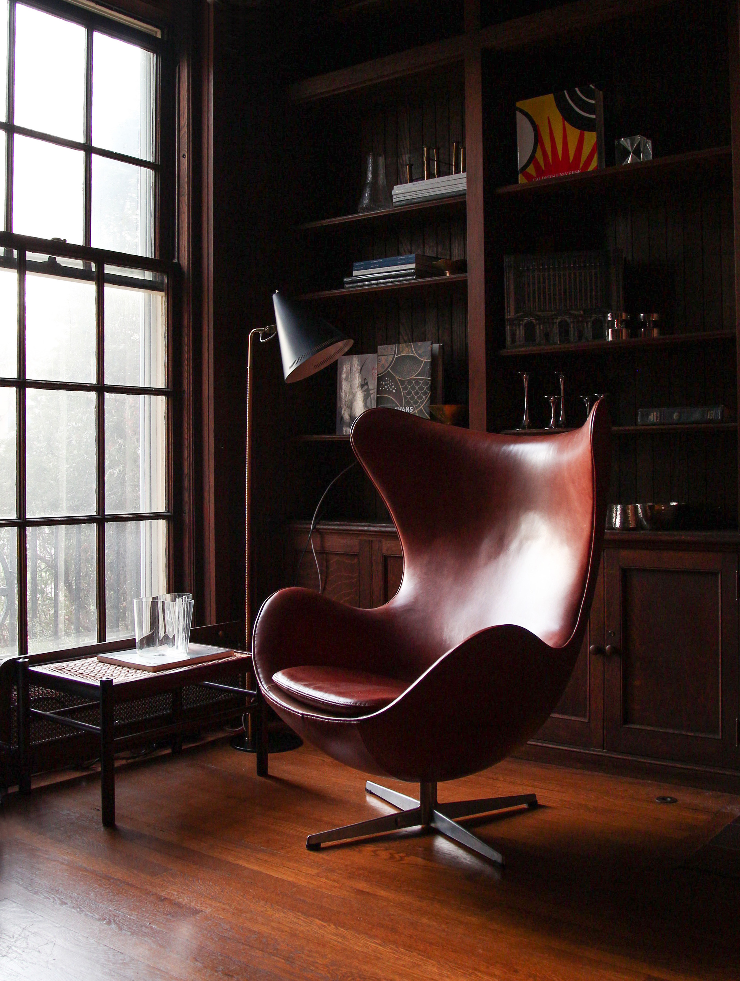 Floor lamp model no.K10-10 with brass, wicker and painted aluminum, Taito-Idman, early 1950s.
