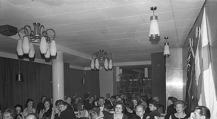 Restaurant Pieksänhovi, Pieksämäki, Finland, early 1950s. Monumental opaline glass chandelier and other lighting by Taito Oy.